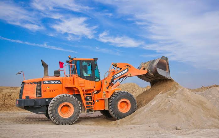 teckaya construction equipment ltd management